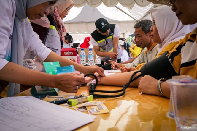 
					Jutaan Orang Manfaatkan Program Cek Kesehatan Gratis