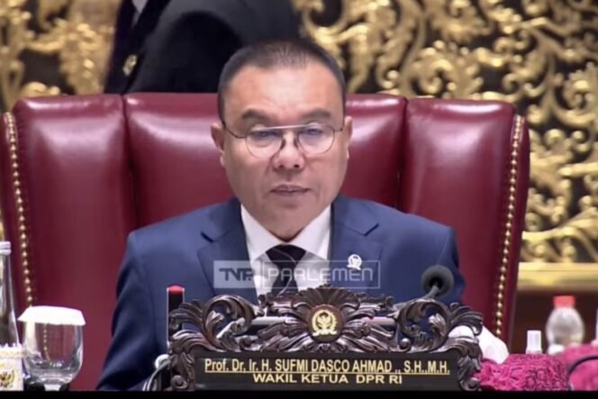 
					Narasi Indonesia Gelap Tidak Mewakili Semangat Buruh dan Rakyat