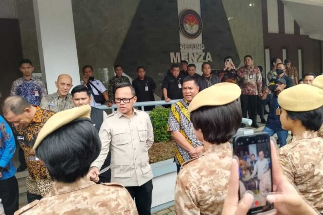 
					Retreat II Tingkatkan Keharmonisan antara Kepala Daerah dan Wakil Kepala Daerah