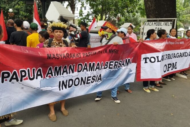 
					Tokoh Papua Serukan Perdamaian, Tegas Tolak Peringatan HUT OPM