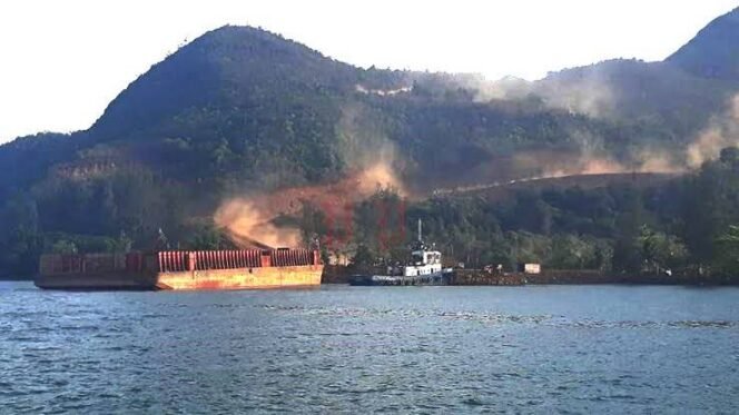 
					Pemerintah Pastikan Investasi Selaras dengan Konservasi Raja Ampat