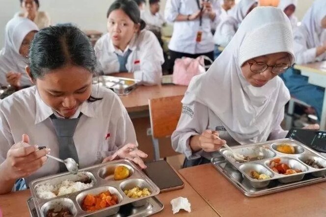 
					Presiden Prabowo Bangun Fondasi Generasi Unggul 2045 Melalui Program MBG