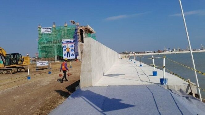 
					Pemerintah Buka Peluang Investor Mancanegara dalam Pembangunan Tanggul Laut Raksasa