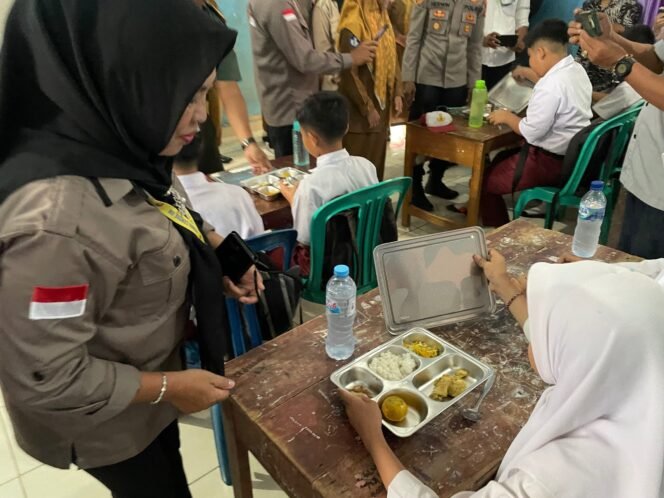 
					Presiden Prabowo Targetkan Seluruh Anak Dapat Akses Makan Bergizi Gratis pada Akhir 2025