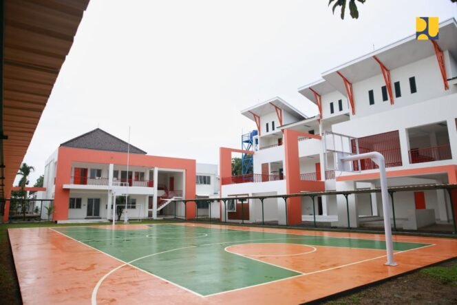 
					Sekolah Rakyat Disambut Hangat, Kesehatan Siswa Jadi Prioritas