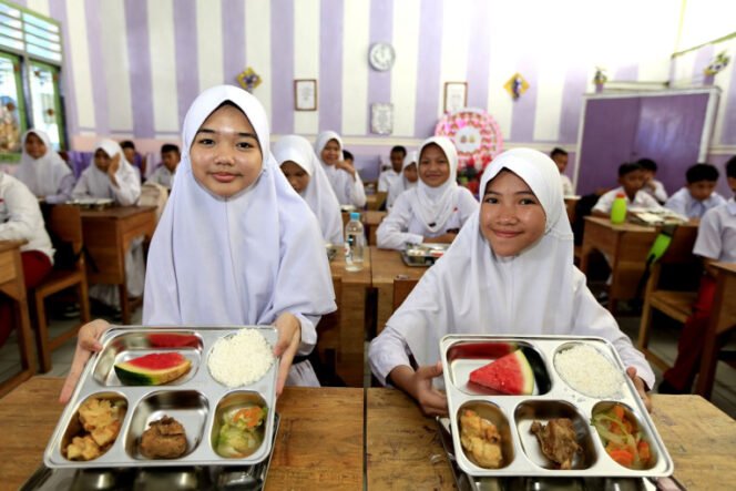 
					Pemerintah Percepat Penambahan 2.200 Dapur MBG
