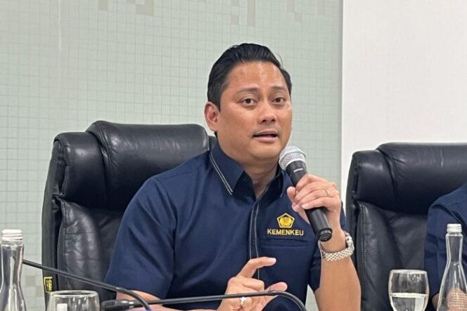 Pemerintah Dorong Transisi Energi Melalui Danantara