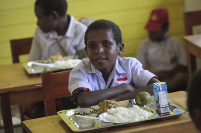 
					Makan Bergizi Gratis, Bukti Nyata Kehadiran Negara di Tanah Papua