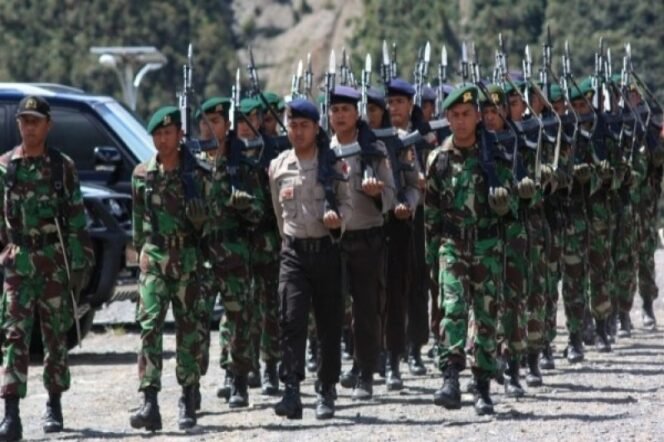 
					Ketegasan Negara Menjaga Papua melalui Keberhasilan Apkam Menindak OPM