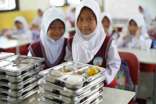 
					Setahun Prabowo-Gibran Pastikan MBG Bawa Perubahan Nyata bagi Gizi Anak dan Ekonomi Desa