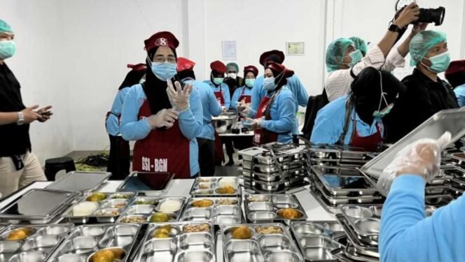 
					Program MBG Gerakkan Ekonomi Daerah hingga Serap Tenaga Kerja untuk UMKM