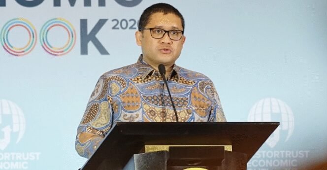 
					Desa Jadi Ujung Tombak Ekonomi, Prabowo Buka Akses Kerja hingga ke Pelosok