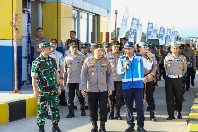
					Pemerintah Tegaskan Sinergi Lintas Aparat Keamanan Pastikan Perjalanan Lancar Saat Libur Akhir Tahun