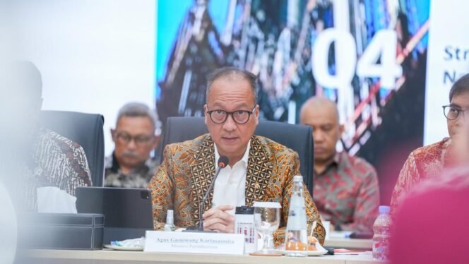 
					Pemerintah Pacu Hilirisasi Industri di KEK, Target Investasi Besar dan Lapangan Kerja