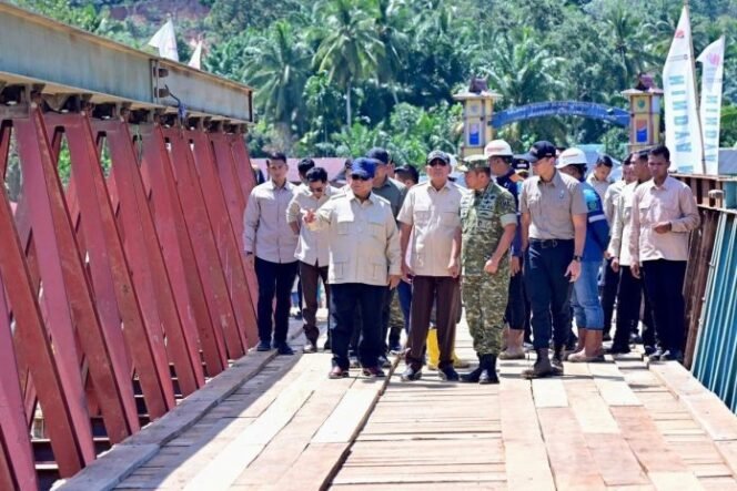 
					Presiden Prabowo Setujui Normalisasi Sungai Aceh Lewat Jalur Laut untuk Penguatan Infrastruktur Pascabenca