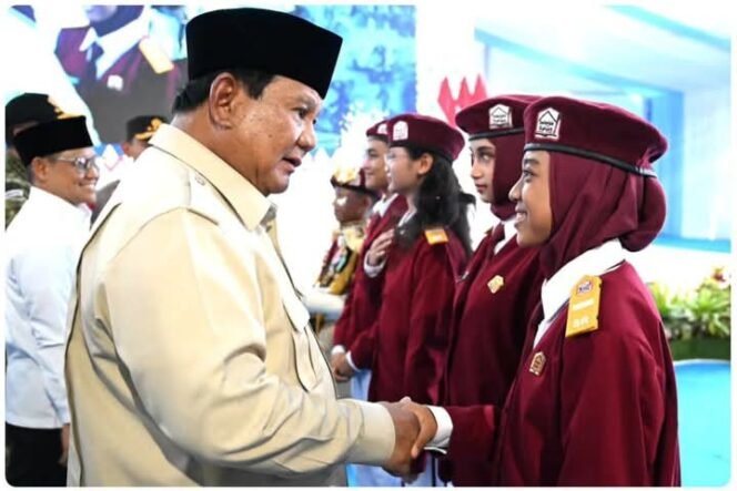 
					Survei Publik Tegaskan Sekolah Rakyat Jadi Harapan Baru Pendidikan Inklusif