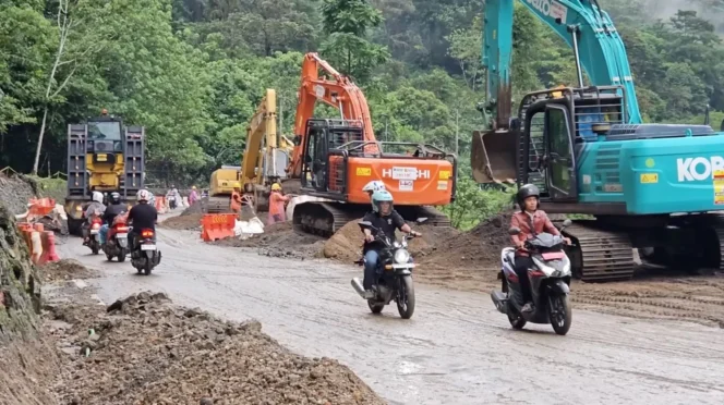 
					Gotong Royong Warga dan Pemerintah Jadi Benteng Aceh dari Separatisme Pascabencana