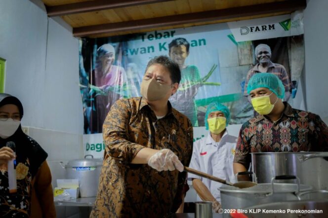 
					Pemberdayaan UMKM Melalui Aktivasi Pasar dan Relaksasi Kredit Dorong Perputaran Ekonomi Lokal