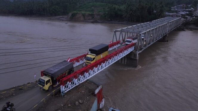 
					Transisi dari Darurat ke Pemulihan di Sumatra Jadi Momentum Perbaikan Jalan, Jembatan dan Hunian