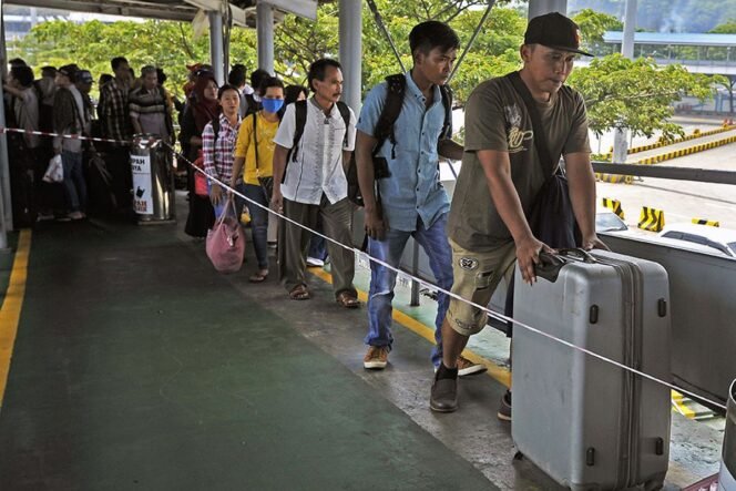 
					Insentif Lebaran dan Strategi Pemerintah Menopang Pertumbuhan Ekonomi