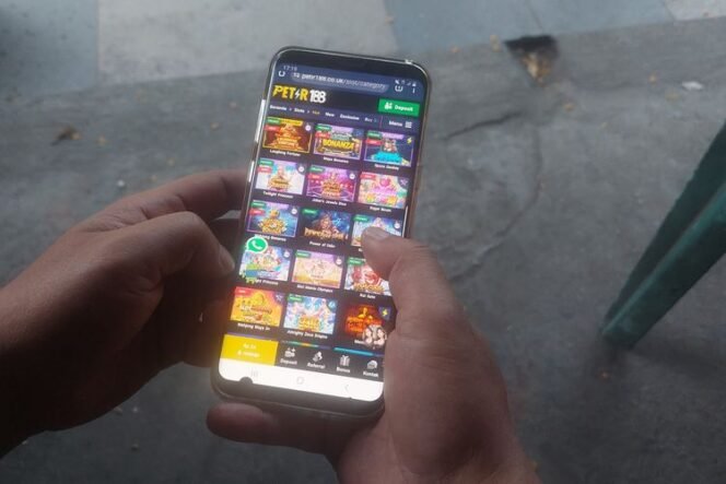 
					Waspada Bersama, Judi Daring Targetkan Generasi Muda