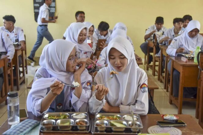 
					Ekonom: MBG Program Strategis Perkuat Gizi Anak hingga Dorong Pertumbuhan Ekonomi Daerah