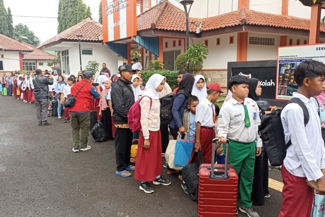 
					Sekolah Rakyat Diperkuat sebagai Investasi Jangka Panjang Pembangunan SDM