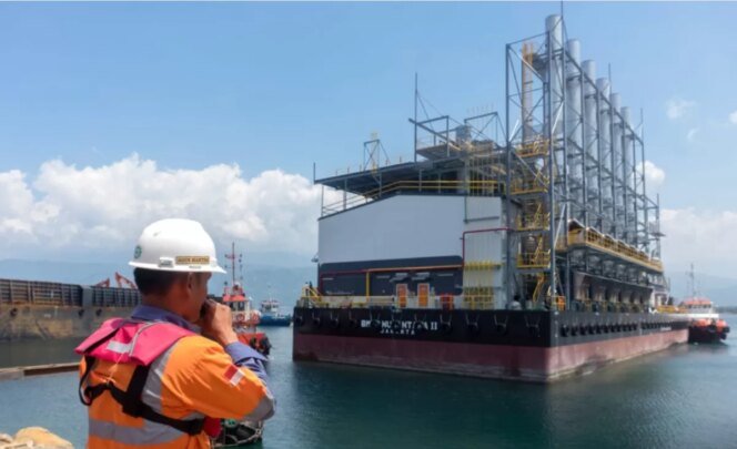 
					Mendorong Industrialisasi Lewat Penguatan Hilirisasi Energi Bersih