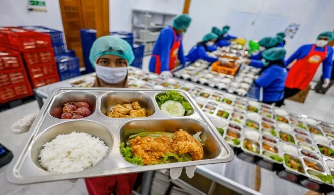 
					Mengawal Pemerintah Dorong Transparansi Menu MBG di Medsos