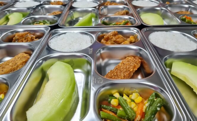 
					MBG dan Tekad Pemerintah Berantas Stunting Anak