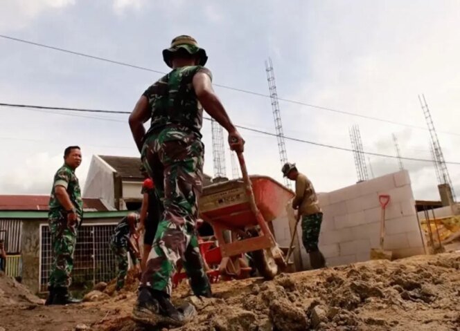 
					Keterlibatan TNI di Koperasi Merah Putih Dinilai Proporsional dan Perkuat Ekonomi Desa