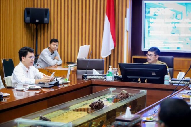 
					Vice Executive Director IFSR Alfatehan Septianta: MBG Perkuat Gizi Anak dan Gerakkan Ekonomi Lokal