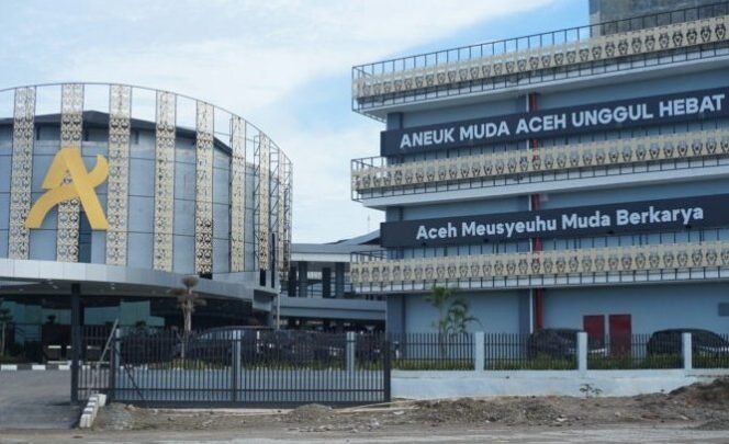 
					Relaunching AMANAH dan AMANAH Tech Education: Fondasi Generasi Muda Aceh yang Inovatif dan Berdaya Saing