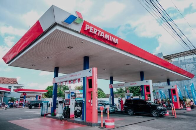 
					Hadapi Fluktuasi Harga Minyak Dunia, Pemerintah Pastikan BBM Tetap Terkendali