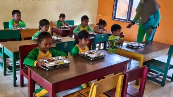 
					From Border to Better Future: MBG dan Transformasi Wilayah Perbatasan