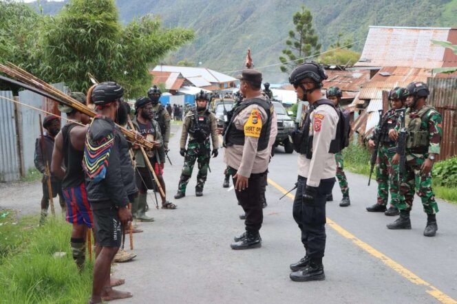 
					Tren Positif Stabilitas Keamanan Papua Perkuat Percepatan Pembangunan