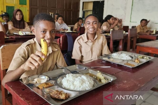 
					MBG di Papua Perkuat Gizi dan Gerakkan Ekonomi Lokal