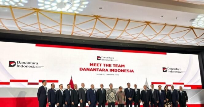 
					Danantara Optimalkan Hilirisasi Tahap 3 untuk Ciptakan Lapangan Kerja