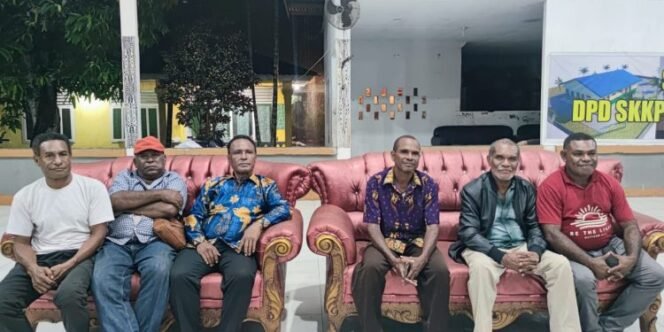 
					Tokoh Papua Kritik Narasi Film Pesta Babi Yang Tak Berimbang
