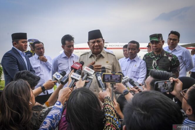 
					Reformasi di Era Prabowo: Menjaga Demokrasi dan Memperkuat Stabilitas Negara