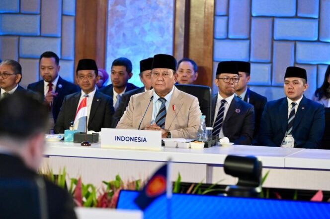 
					Unjuk Kekuatan Industri Pertahanan dan Strategi Energi Indonesia di KTT ASEAN 2026