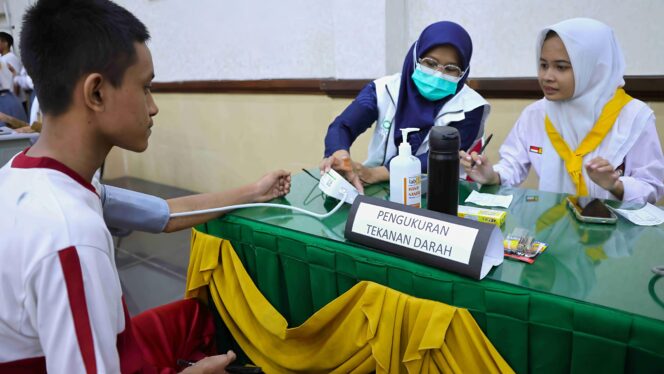 
					CKG dan Kesehatan Berkualitas sebagai Alarm Dini Darah Tinggi Anak
 