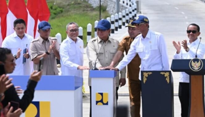 
					Presiden Prabowo Resmikan Jalan Inpres Daerah di Seluruh Indonesia, Konektivitas Pelosok Kian Terbuka