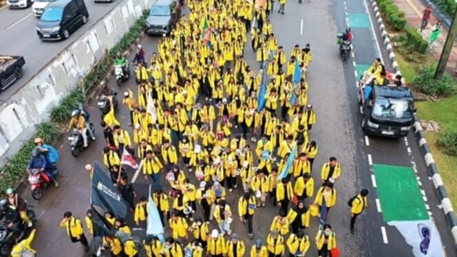 
					Demo Mahasiswa Hentikan MBG Tidak Tepat, Pemerintah Terbukti Fokus Perkuat Perlindungan Masyarakat