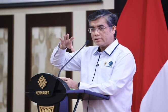
					Pemerintah Masifkan Koordinasi Cegah PHK Ditengah Tekanan Ekonomi