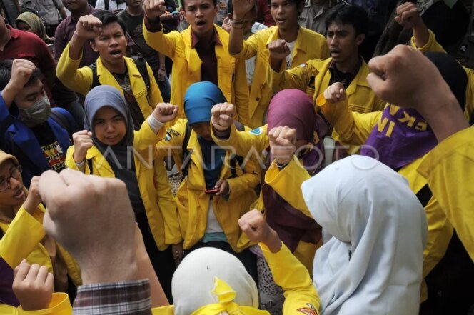 
					Tuntutan Demo Mahasiswa BEM UI Dinilai Salah Sasaran, Program Rakyat Jangan Jadi Korban