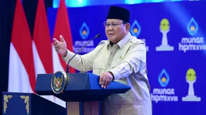 
					Prabowo Perkuat Kesejahteraan Guru, Tunjangan Naik dan Beasiswa Diperluas