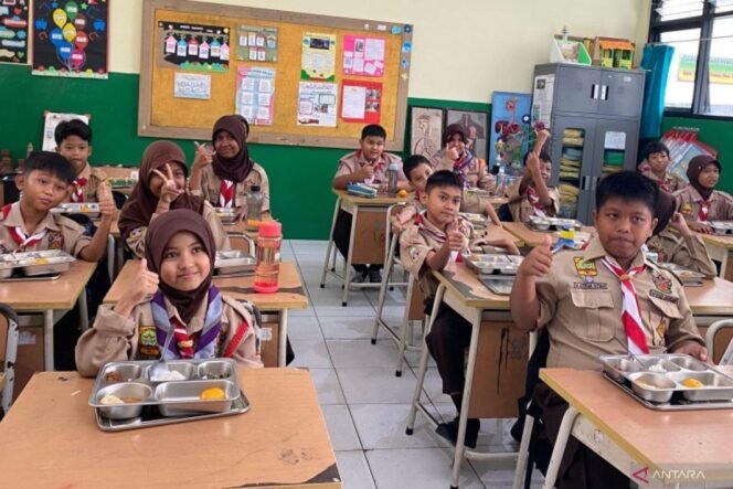 
					Program MBG Dinilai Perkuat Keadilan Sosial Melalui Pemenuhan Gizi