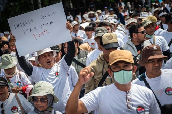 
					Pemerintah Perkuat Respons terhadap Potensi PHK di Berbagai Sektor