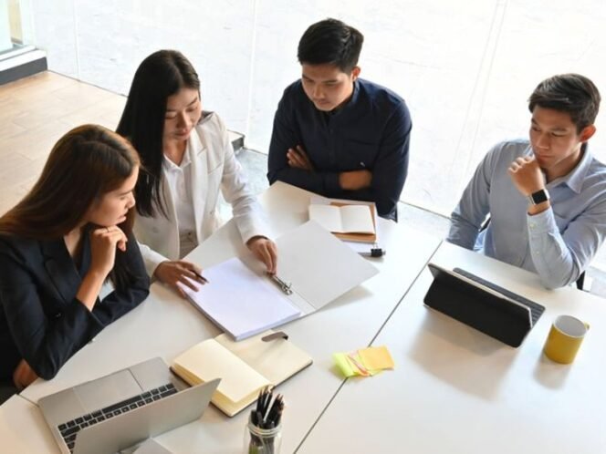
					Reskilling dan Upskilling Disiapkan untuk Pekerja Terdampak PHK